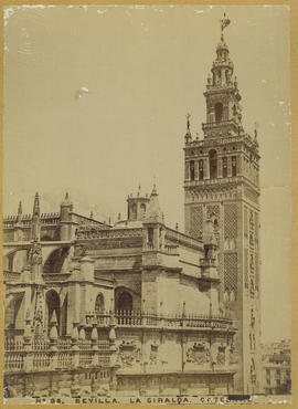 Vista parcial da Catedral de la Giralda. Servilha