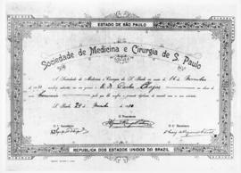 Diploma atestando a admissão de Carlos Chagas como sócio honorário da Sociedade de Medicina e Cir...