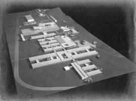 Maquete do Complexo Sanatorial de Curicica em fundo preto