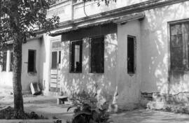 Inventário fotográfico da deterioração das instalações do Biotério: fachada