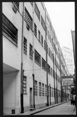 Inventário fotográfico da deterioração das instalações: fachada do Instituto Fernandes Figueira