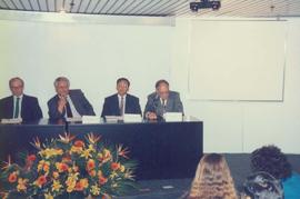 Palestrantes, composição da mesa da esquerda para a direita: Jean-Pierre Dedet, Eloi Garcia, Migu...
