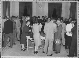 Evento no Palácio Anchieta após a assinatura do convênio entre o Serviço Nacional de Tuberculose ...