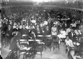 Conferência de inauguração do Posto de São Félix no cinema da cidade