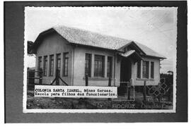 Colônia Santa Izabel, Minas Gerais. Escola para filhos dos funcionários