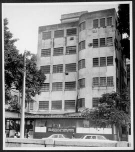 Vista da fachada do Instituto Fernandes Figueira