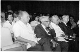 Conferência: Perspectivas da Pesquisa Biomédica - prof. Carlos Chagas Filho. Da esquerda, Magarin...
