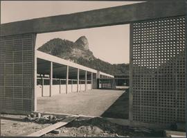 Vista interna das obras do Complexo Sanatorial de Curicica