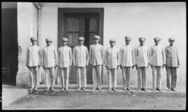 Grupo de homens fardados - Paraguai